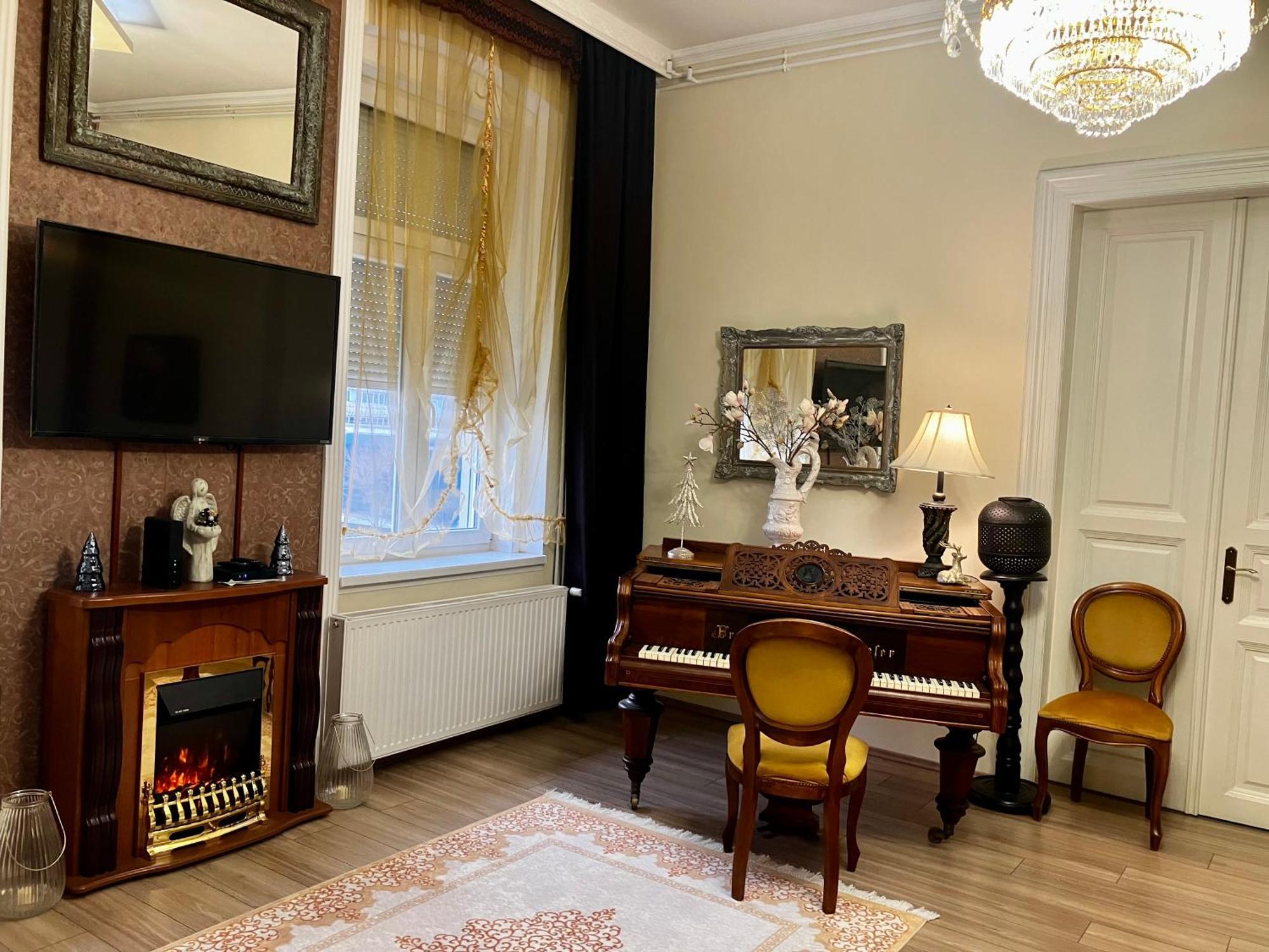 Logod Panorama Apartman Budapest Exterior photo